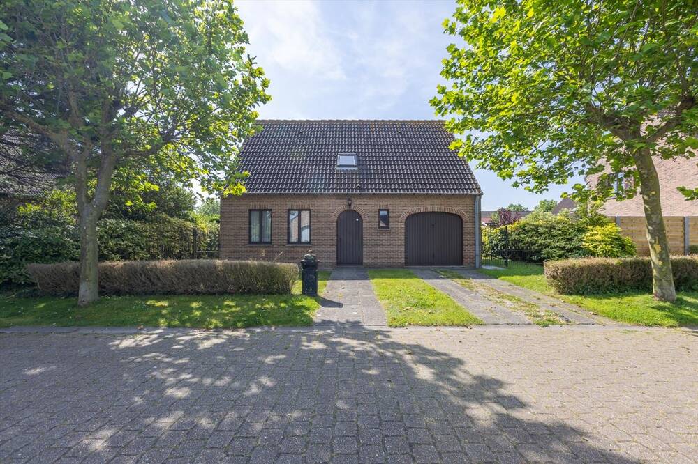 Villa te  koop in Bredene 8450 369000.00€ 3 slaapkamers 147.00m² - Zoekertje 173338