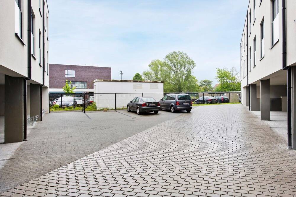 Parking & garage te  koop in Harelbeke 8530 16500.00€  slaapkamers 0.00m² - Zoekertje 1467