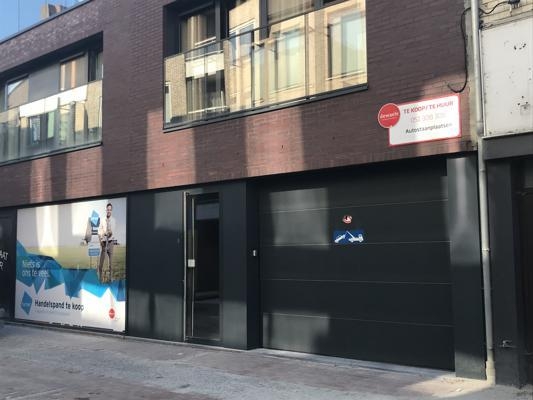 Parking & garage te  koop in Izegem 8870 17500.00€  slaapkamers 0.00m² - Zoekertje 1458