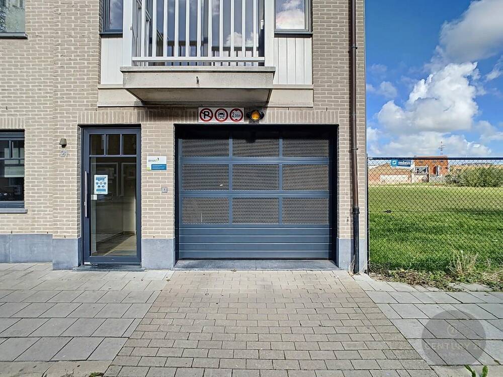 Parking & garage te  koop in Zeebrugge 8380 22500.00€  slaapkamers 13.00m² - Zoekertje 1143