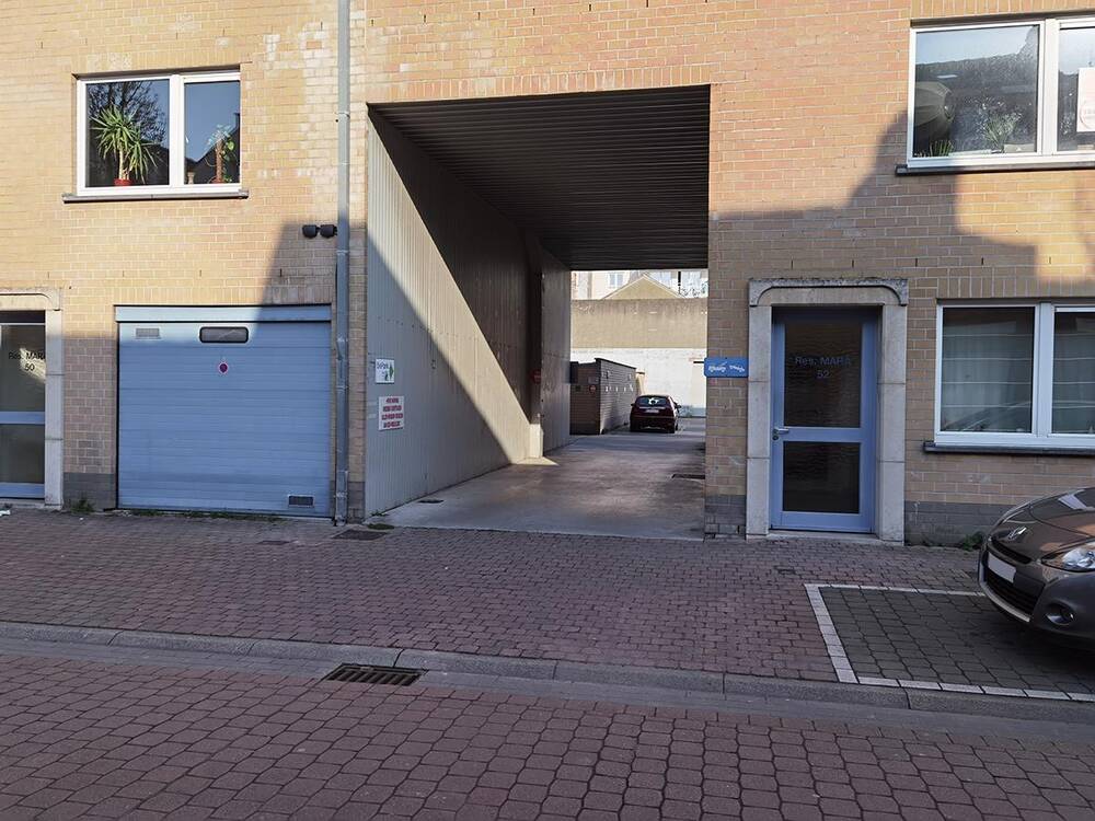 Parking & garage te  huur in Oostende 8400 59.00€  slaapkamers m² - Zoekertje 2657