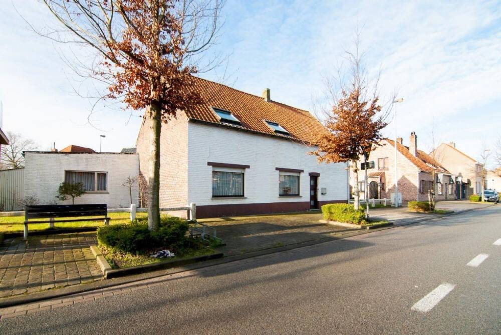 Huis te  koop in Jabbeke 8490 350000.00€ 3 slaapkamers 153.00m² - Zoekertje 1797