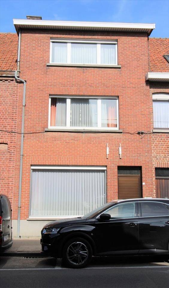 Huis te  koop in Moorslede 8890 198000.00€ 4 slaapkamers m² - Zoekertje 1916