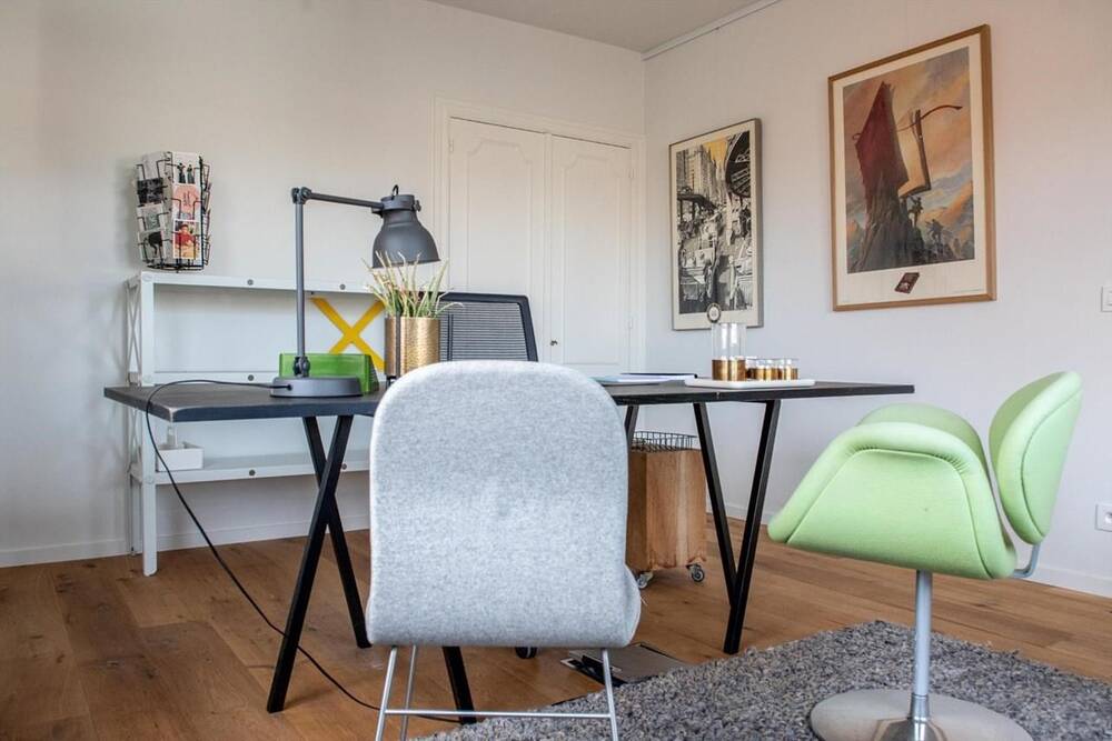 Handelszaak te  huur in Zedelgem 8210 475.00€  slaapkamers m² - Zoekertje 2052