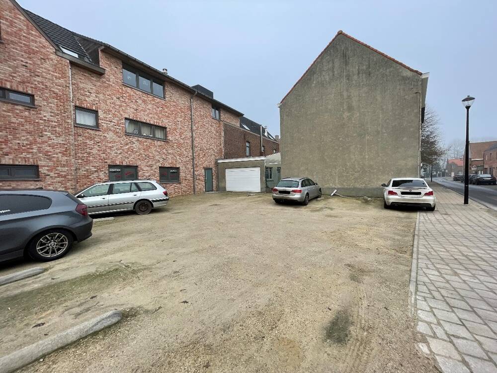 Parking te  koop in Geluveld 8980 9000.00€ 0 slaapkamers m² - Zoekertje 4227