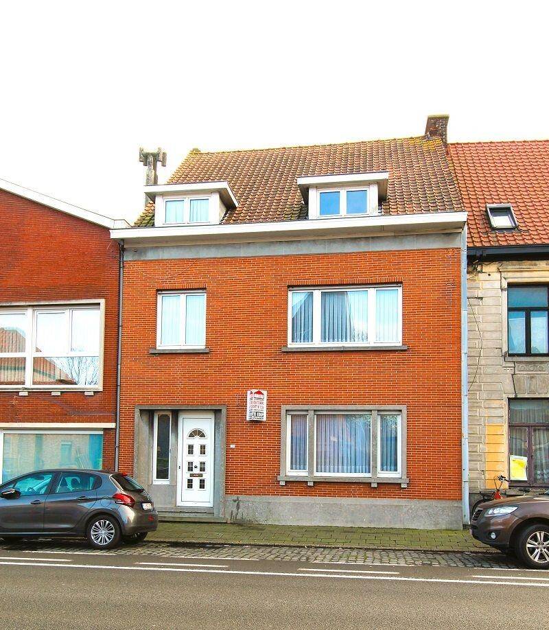 Mixgebouw te  koop in Bissegem 8501 345000.00€ 4 slaapkamers 181.00m² - Zoekertje 4468