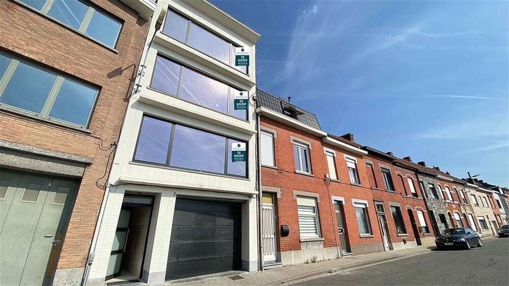 Appartement te  koop in Menen 8930 575000.00€ 6 slaapkamers m² - Zoekertje 3682