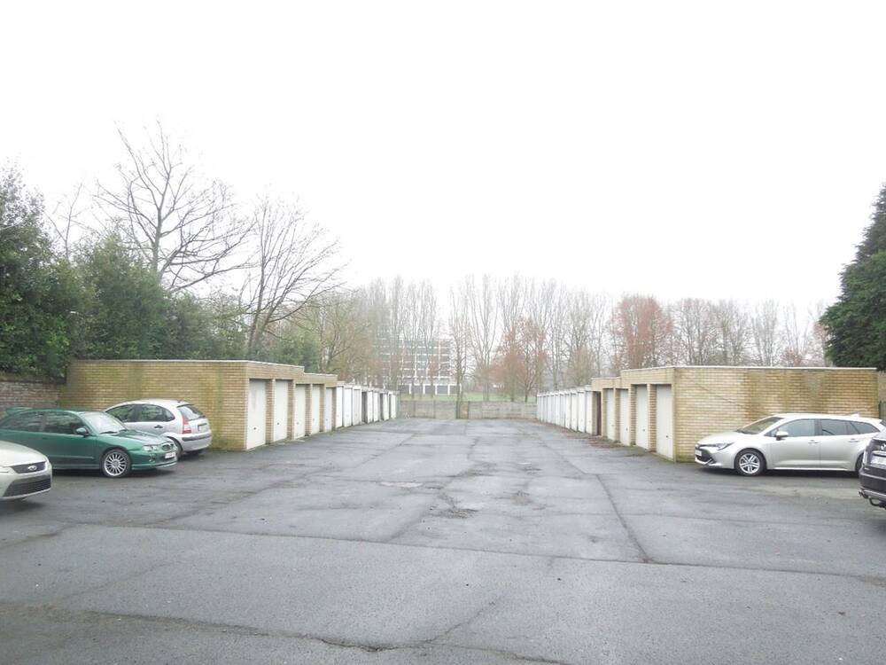 Parking & garage te  huur in Ingelmunster 8770 35.00€  slaapkamers m² - Zoekertje 3181