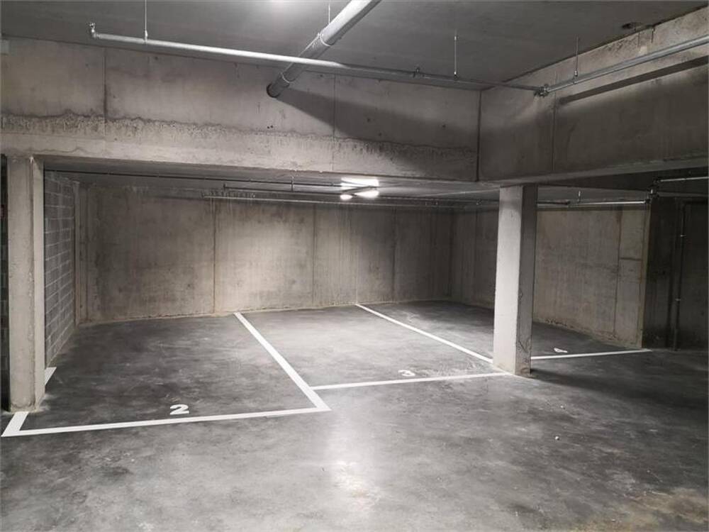 Parking & garage te  koop in Tielt 8700 19500.00€  slaapkamers m² - Zoekertje 6831