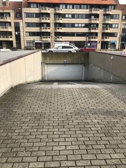 Parking & garage te  huur in Veurne 8630 0.00€ 0 slaapkamers m² - Zoekertje 8393