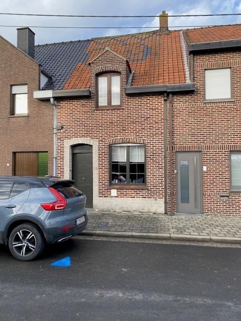 Huis te  koop in Rekkem 8930 119000.00€ 3 slaapkamers m² - Zoekertje 9136