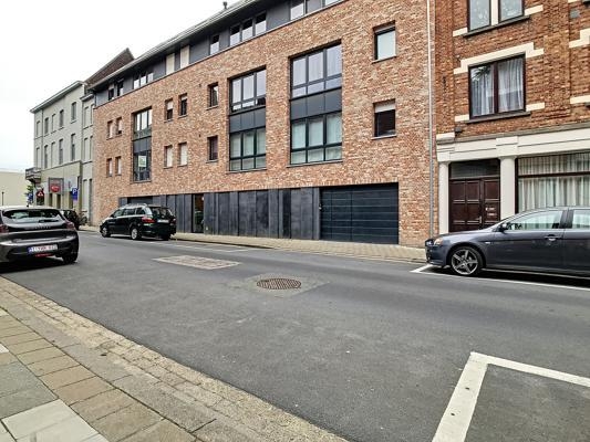 Parking & garage te  koop in Roeselare 8800 20000.00€  slaapkamers 0.00m² - Zoekertje 13573