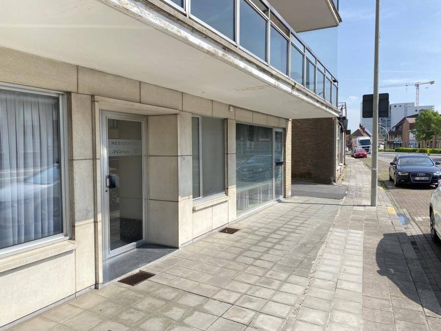 Benedenverdieping te  koop in Roeselare 8800 105000.00€ 2 slaapkamers 81.00m² - Zoekertje 14456