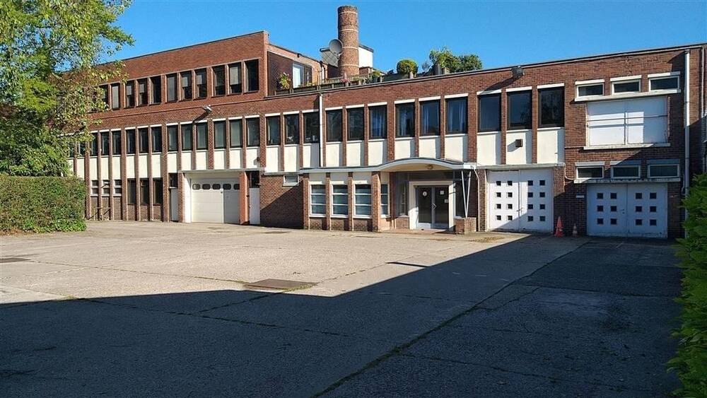 Handelszaak te  koop in Bissegem 8501 1890000.00€  slaapkamers 300.00m² - Zoekertje 18909