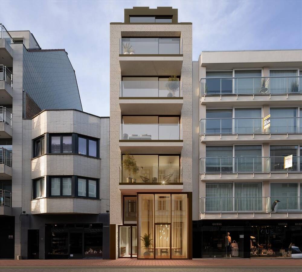 Handelszaak te  koop in Knokke 8300 0.00€  slaapkamers 85.00m² - Zoekertje 17898