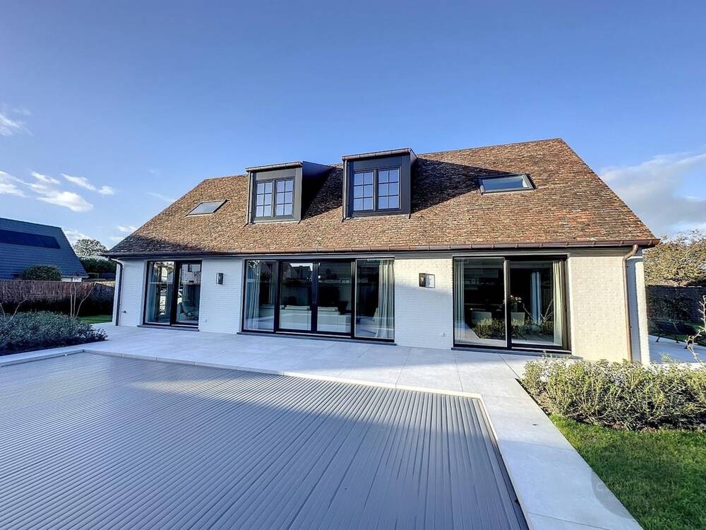 Villa te  koop in Knokke-Heist 8300 2150000.00€ 4 slaapkamers m² - Zoekertje 20437