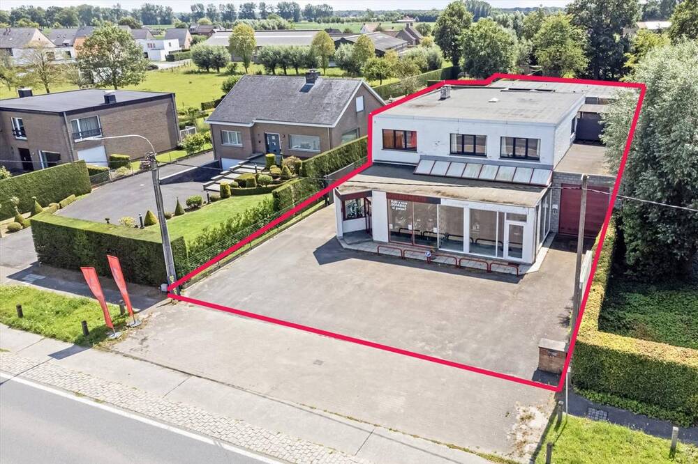 Handelszaak te  koop in Loppem 8210 749000.00€  slaapkamers 175.00m² - Zoekertje 21232