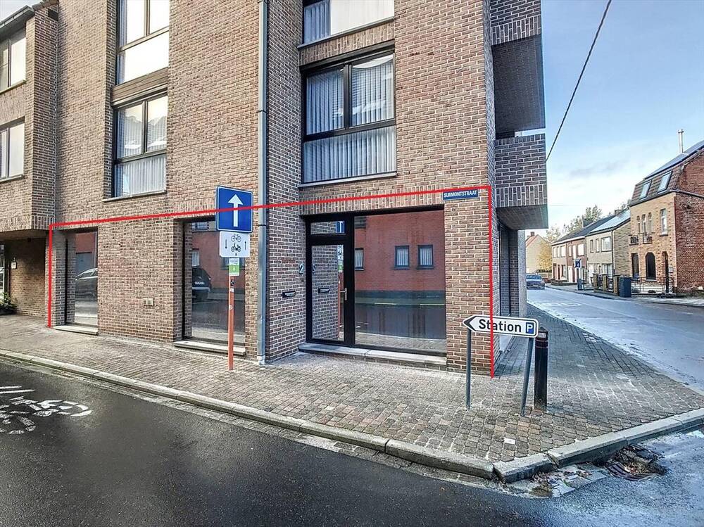 Handelszaak te  koop in Lichtervelde 8810 150000.00€  slaapkamers 0.00m² - Zoekertje 20768