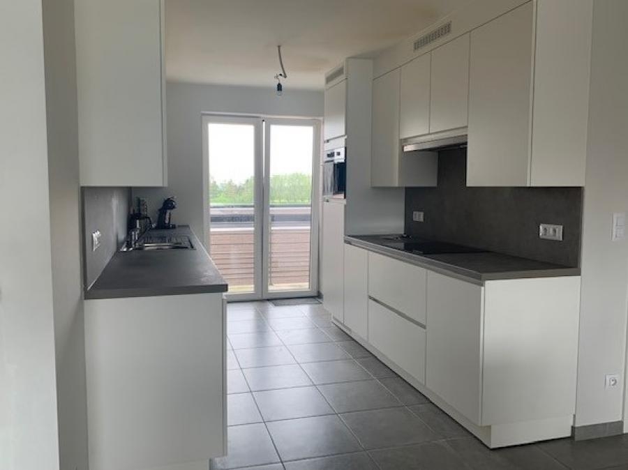 Appartement te  koop in Zwevezele 8750 270000.00€ 2 slaapkamers m² - Zoekertje 21678