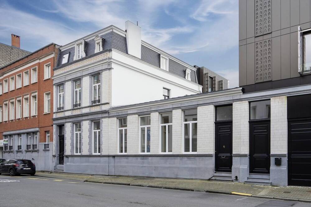 Benedenverdieping te  koop in Kortrijk 8500 890000.00€ 3 slaapkamers 210.00m² - Zoekertje 24253