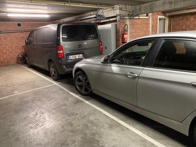Parking & garage te  koop in Heist-aan-Zee 8301 149500.00€  slaapkamers m² - Zoekertje 25287