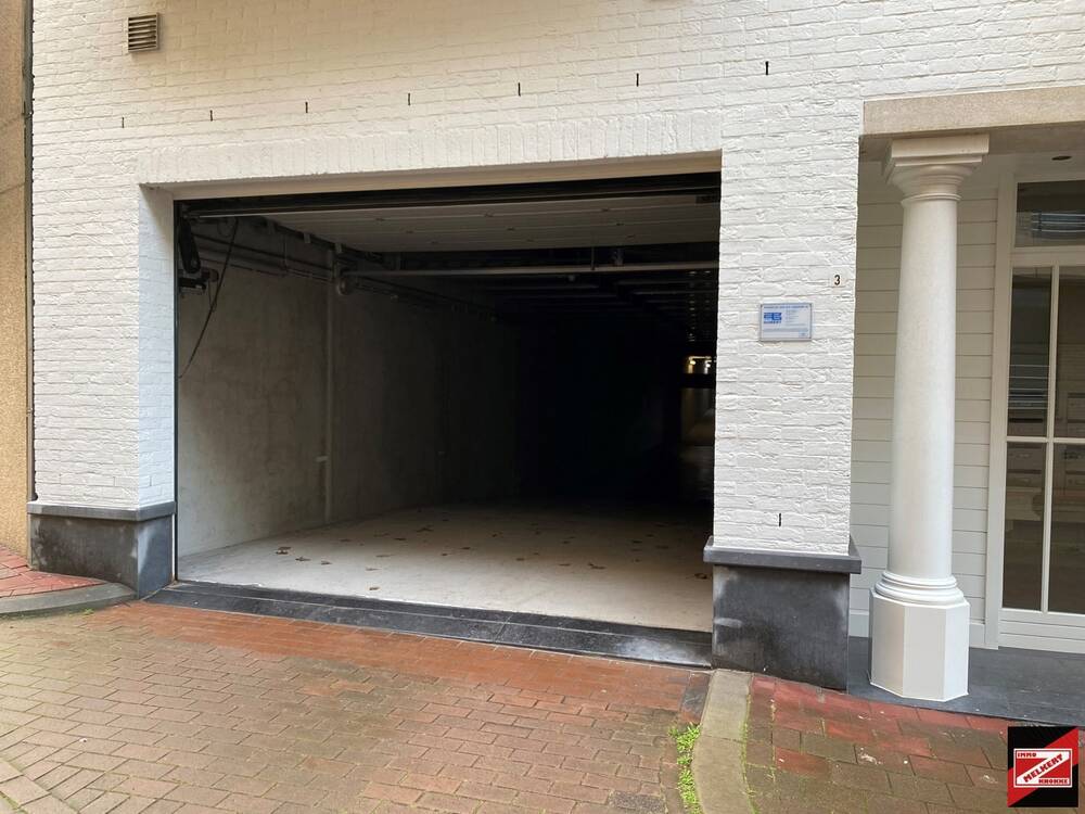 Parking & garage te  huur in Knokke-Heist 8300 390.00€  slaapkamers m² - Zoekertje 27146