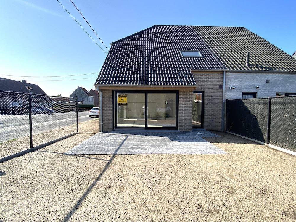 Villa te  koop in Torhout 8820 307000.00€ 4 slaapkamers 174.00m² - Zoekertje 29065