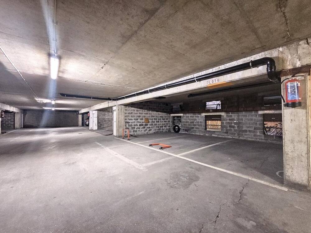 Parking te  koop in Nieuwpoort 8620 45000.00€  slaapkamers 12.00m² - Zoekertje 28172