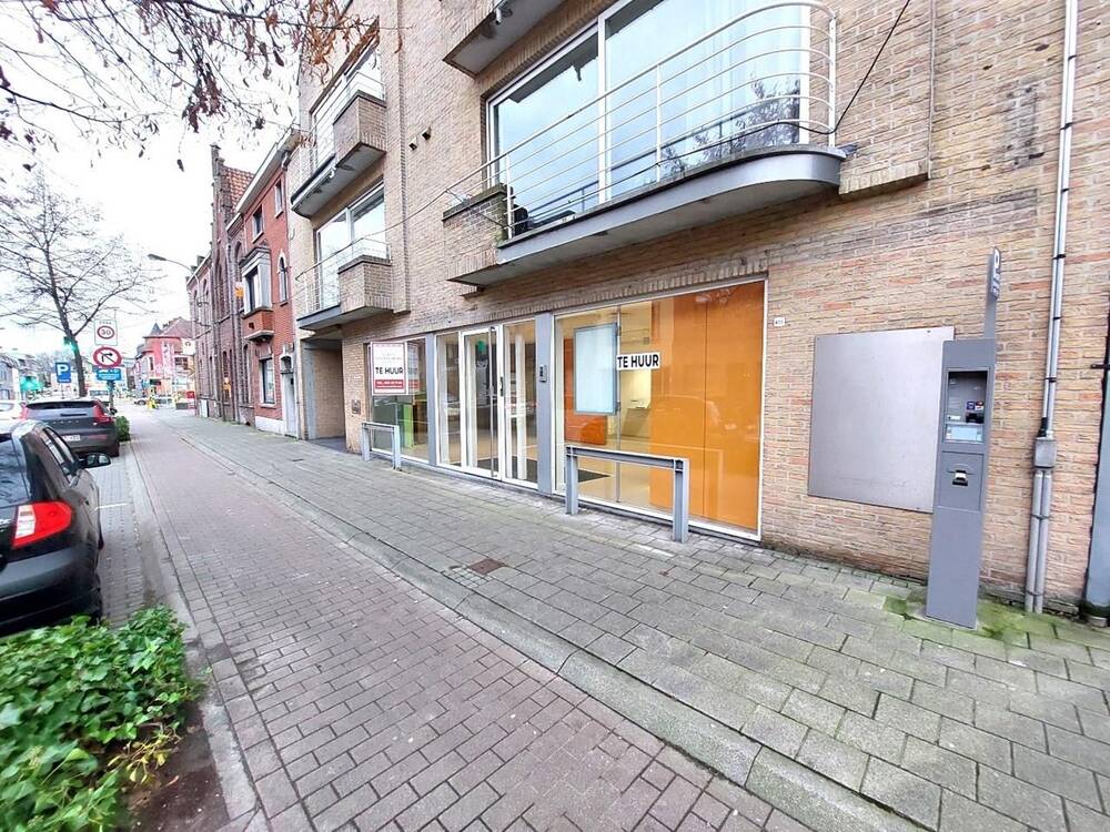 Handelszaak te  koop in Bissegem 8501 275000.00€  slaapkamers 250.00m² - Zoekertje 27778