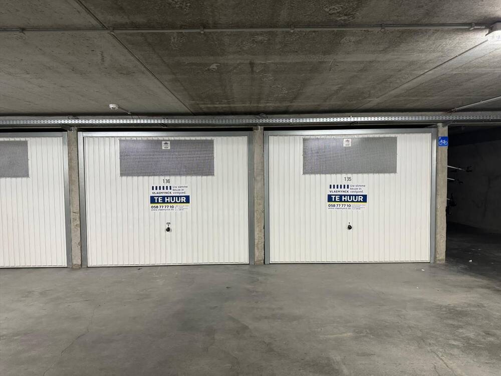 Parking & garage te  huur in Nieuwpoort 8620 120.00€  slaapkamers m² - Zoekertje 30077