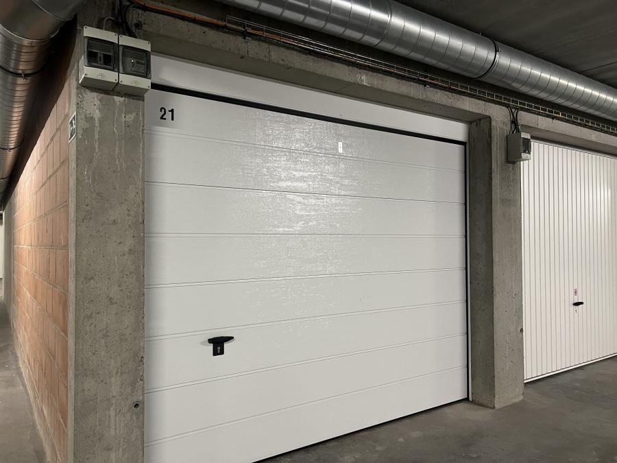 Parking & garage te  koop in Torhout 8820 33000.00€  slaapkamers m² - Zoekertje 31669