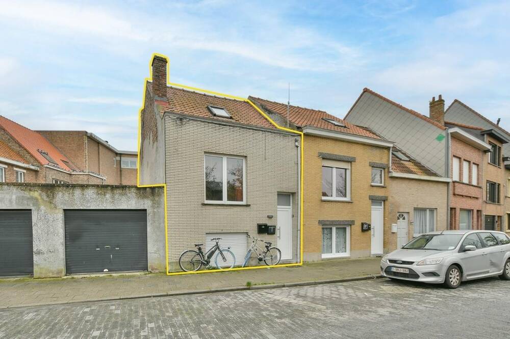 Appartementsgebouw te  koop in Bredene 8450 249000.00€ 3 slaapkamers 127.00m² - Zoekertje 34530