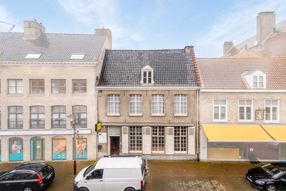 Handelszaak te  koop in Veurne 8630 375000.00€ 3 slaapkamers 298.00m² - Zoekertje 35235