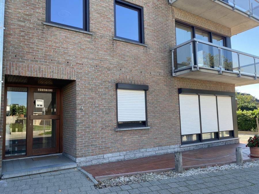 Appartement te  koop in Oostkamp 8020 220000.00€ 2 slaapkamers m² - Zoekertje 35609