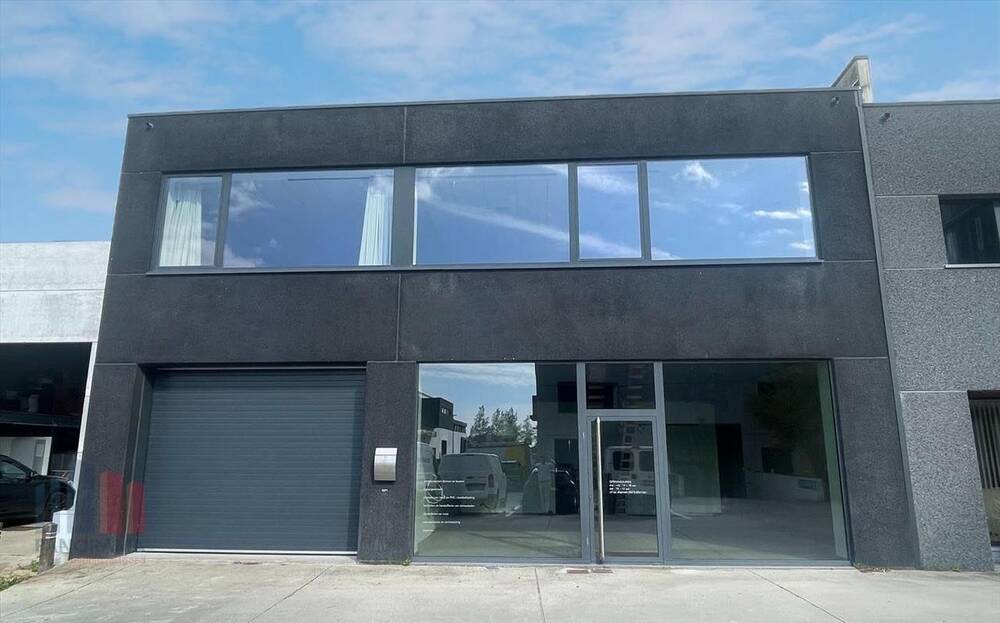 Handelszaak te  huur in Knokke-Heist 8300 0.00€  slaapkamers 520.00m² - Zoekertje 34761