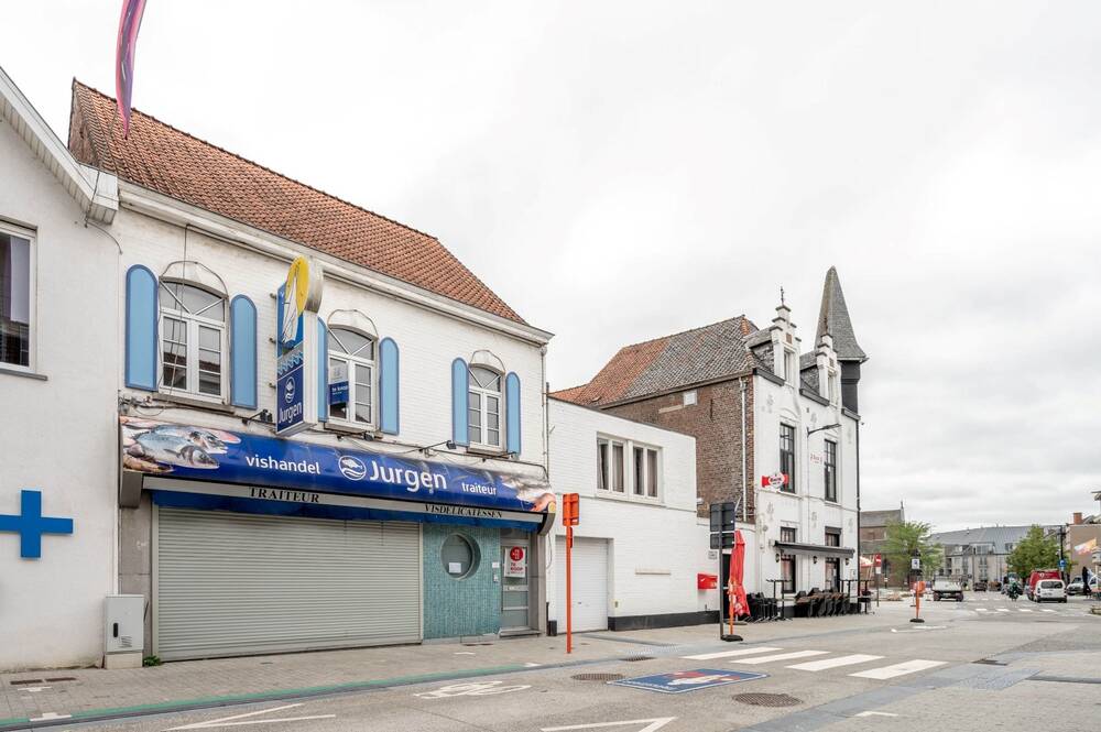 Commerciële ruimte te  koop in Kuurne 8520 299000.00€  slaapkamers 363.00m² - Zoekertje 89120