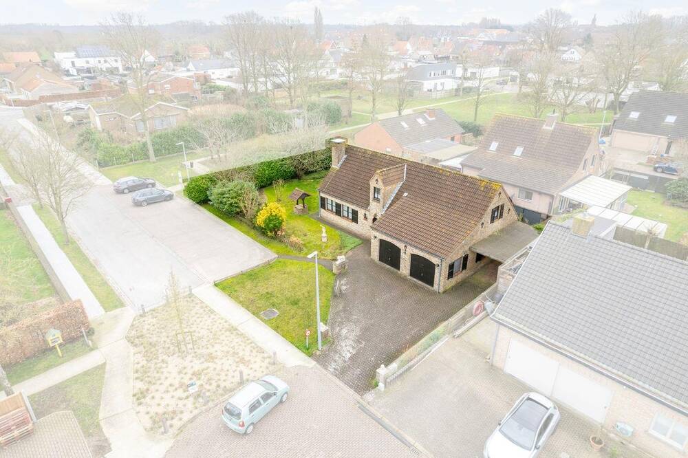 Villa te  koop in Damme 8340 415000.00€ 4 slaapkamers 215.00m² - Zoekertje 36931