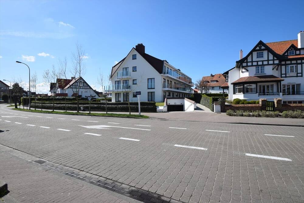 Parking & garage te  huur in Knokke 8300 100.00€  slaapkamers m² - Zoekertje 36952