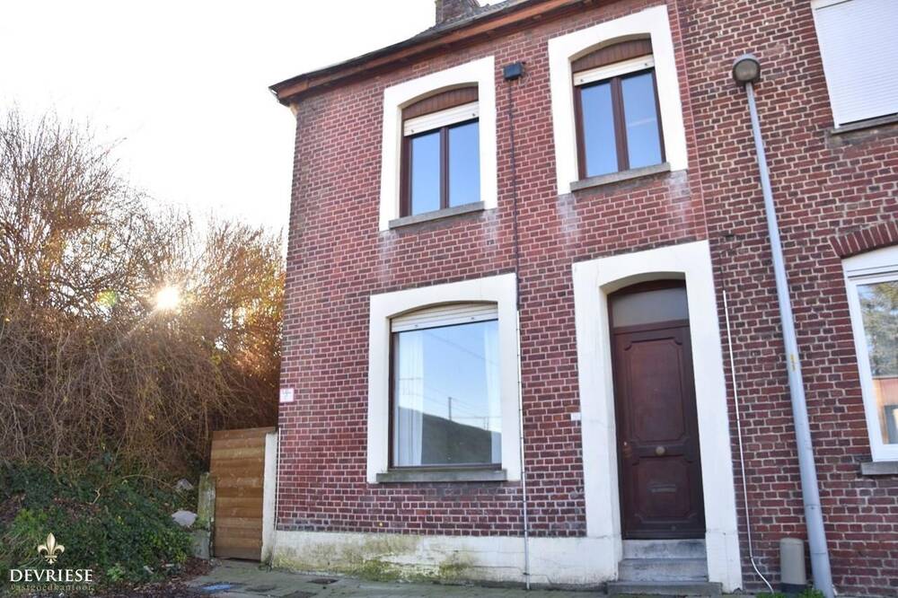 Huis te  koop in Marke 8510 139000.00€ 2 slaapkamers 159.00m² - Zoekertje 38960