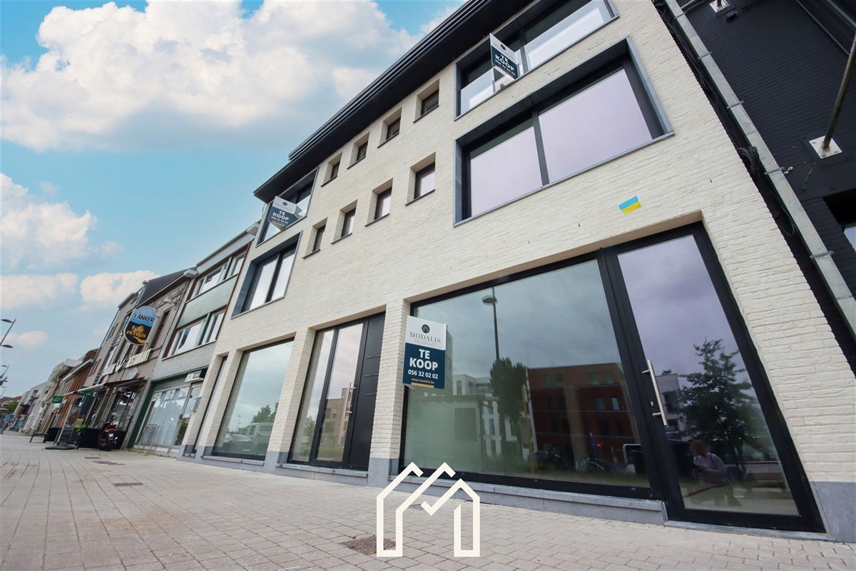 Commerciële ruimte te  koop in Harelbeke 8530 485000.00€  slaapkamers 280.00m² - Zoekertje 277755