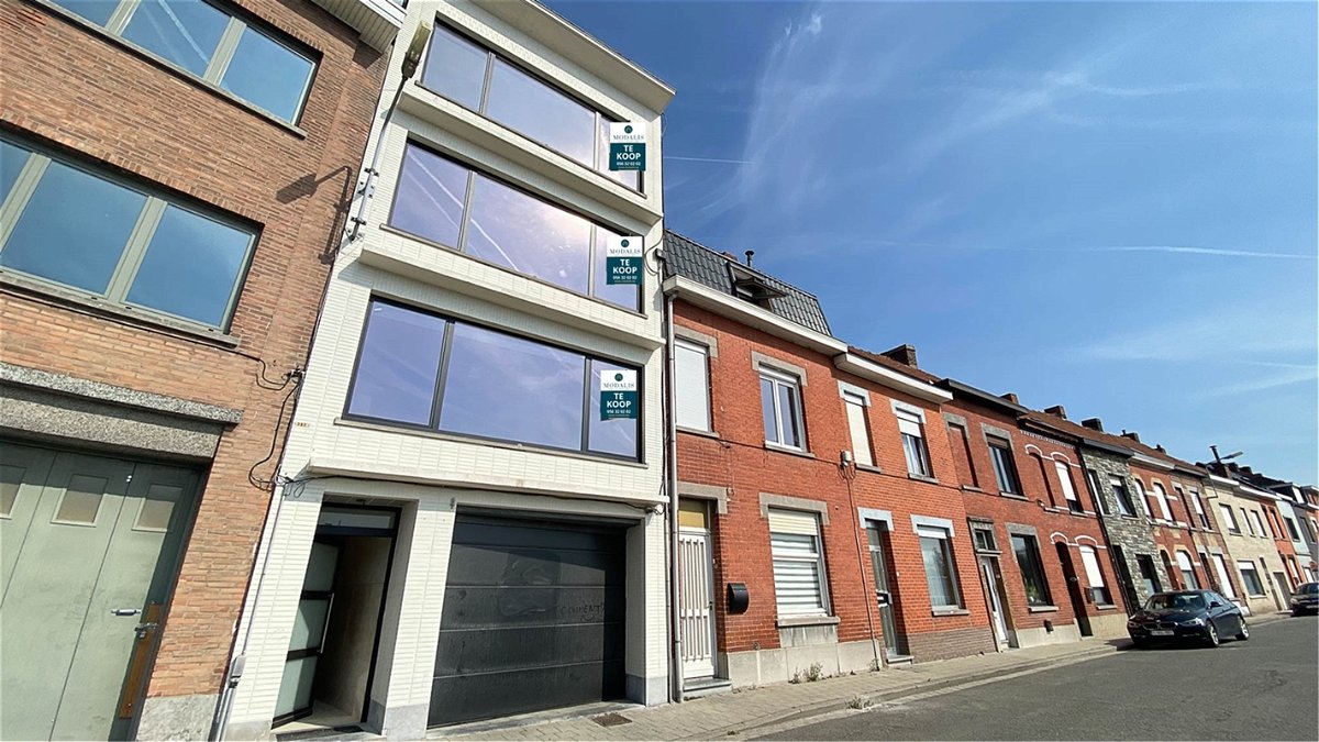 Appartement te  koop in Menen 8930 575000.00€ 6 slaapkamers m² - Zoekertje 89492