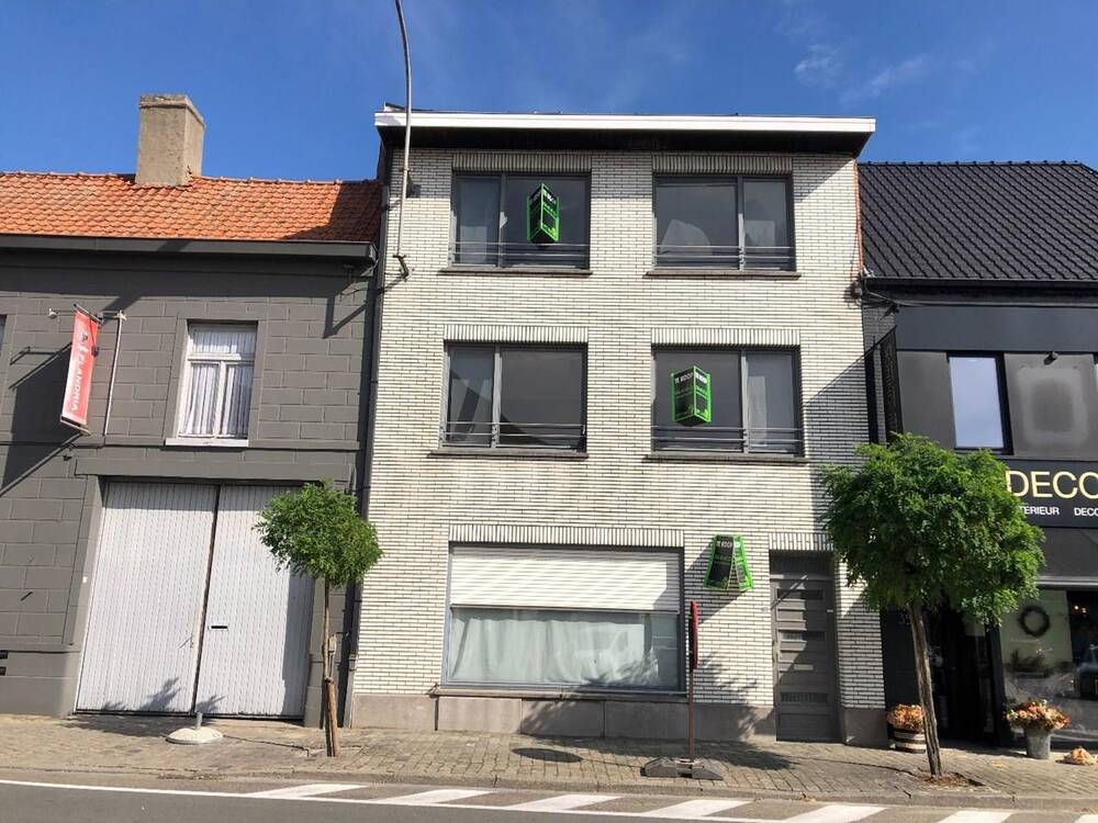 Huis te  koop in Wakken 8720 225000.00€ 3 slaapkamers m² - Zoekertje 47118