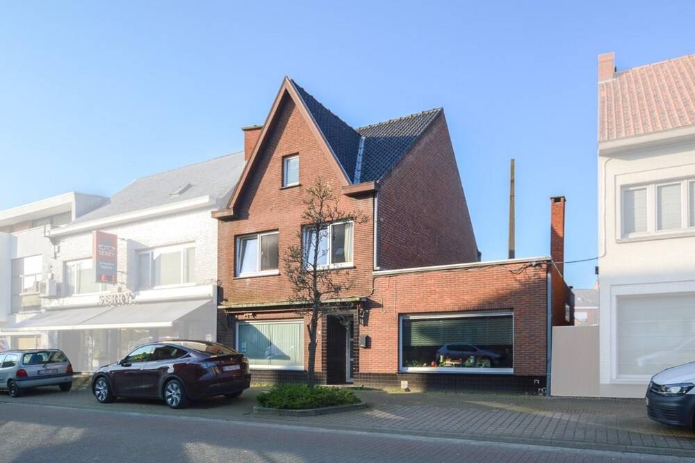 Grond te  koop in Ichtegem 8480 185000.00€ 4 slaapkamers m² - Zoekertje 46611