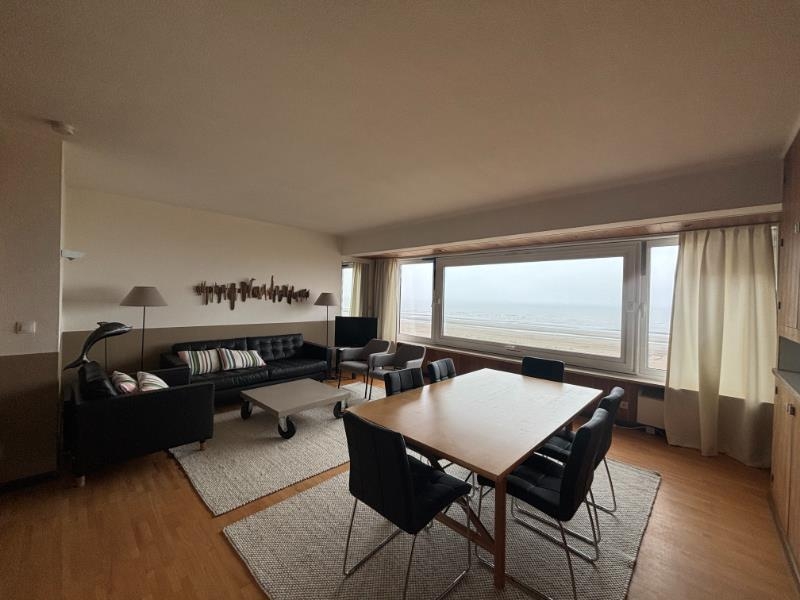 Appartement te  huur in Oostduinkerke 8670 1200.00€ 3 slaapkamers m² - Zoekertje 48457