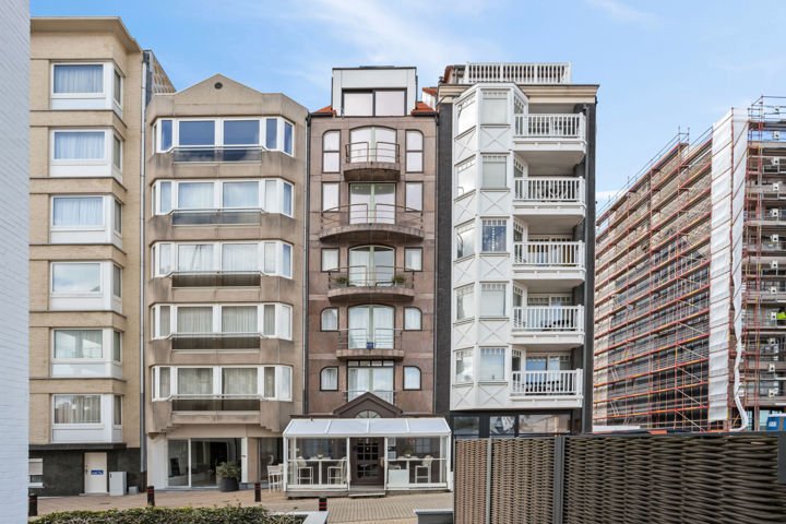 Commerciële ruimte te  huur in Knokke-Heist 8300 2500.00€  slaapkamers 99.00m² - Zoekertje 90516