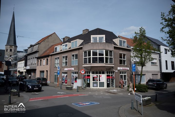 Kantoor te  koop in Deerlijk 8540 265000.00€  slaapkamers 177.00m² - Zoekertje 278283