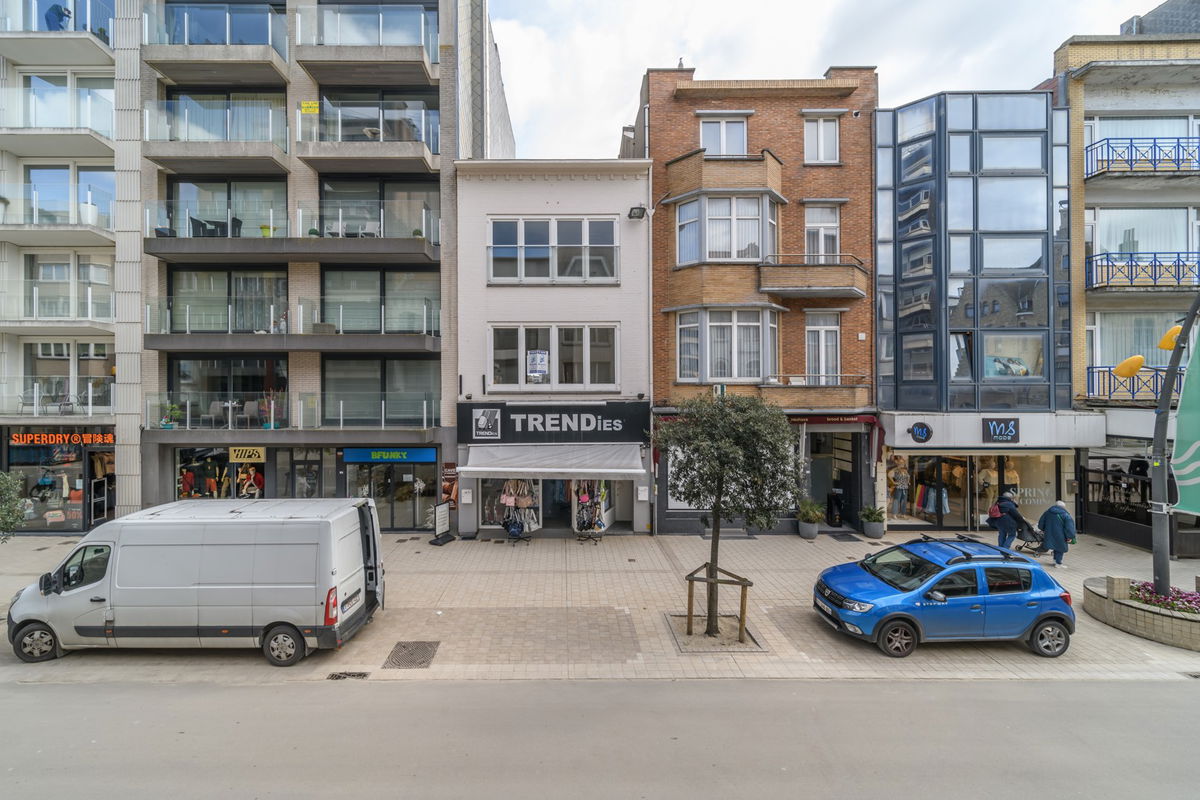 Appartement te  huur in De Panne 8660 850.00€ 3 slaapkamers 137.00m² - Zoekertje 278608