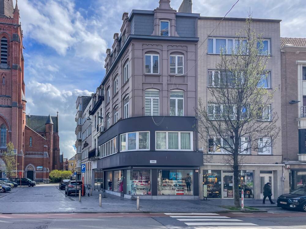 Mixgebouw te  koop in Oostende 8400 890000.00€ 4 slaapkamers m² - Zoekertje 59985