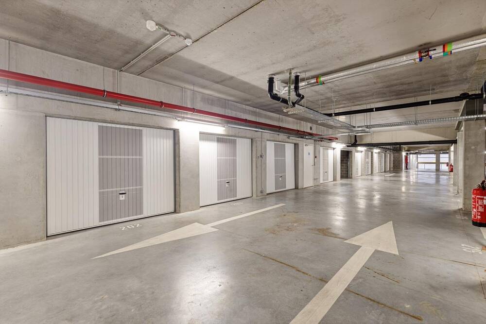Parking & garage te  koop in Brugge 8000 39000.00€  slaapkamers 0.00m² - Zoekertje 70355