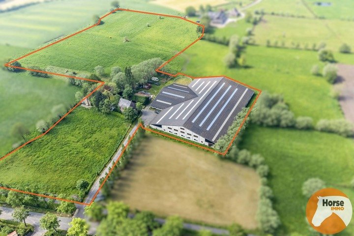 Boerderij te  koop in Jabbeke 8490 2100000.00€ 5 slaapkamers 442.00m² - Zoekertje 93397